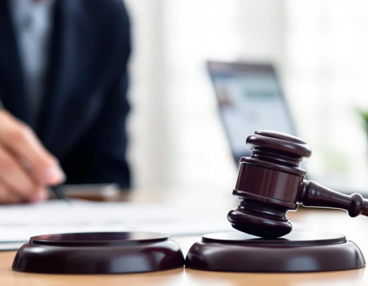 La caducité du congé sans motif : un enjeu crucial du droit du travail